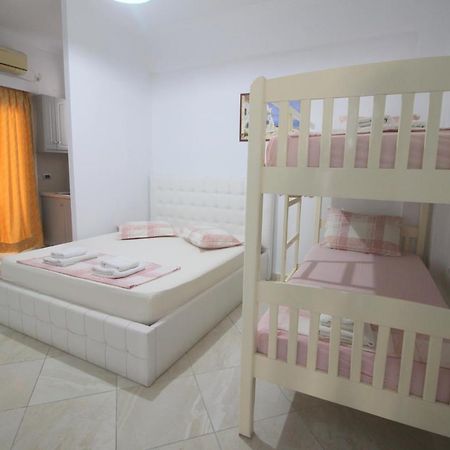 Andy Apartments Σαράντα Εξωτερικό φωτογραφία