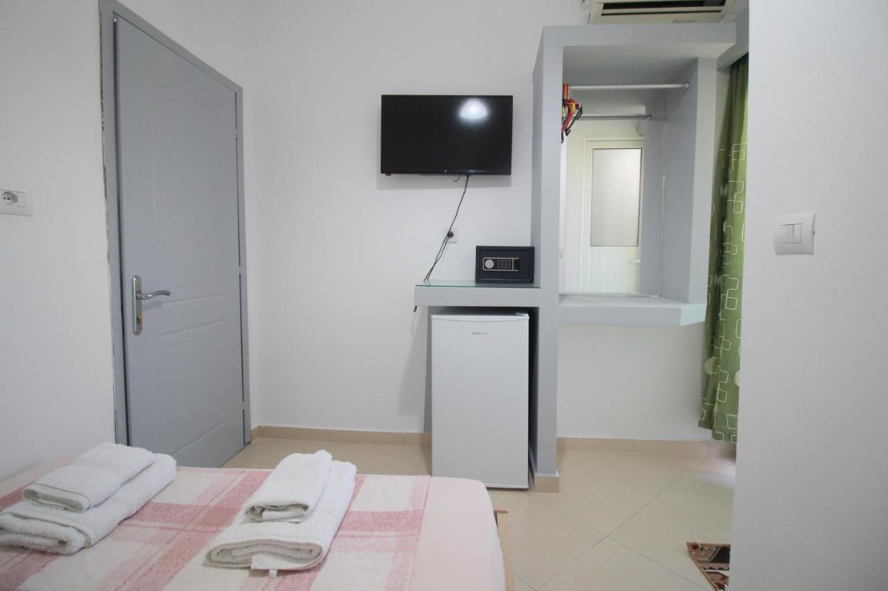 Andy Apartments Σαράντα Εξωτερικό φωτογραφία