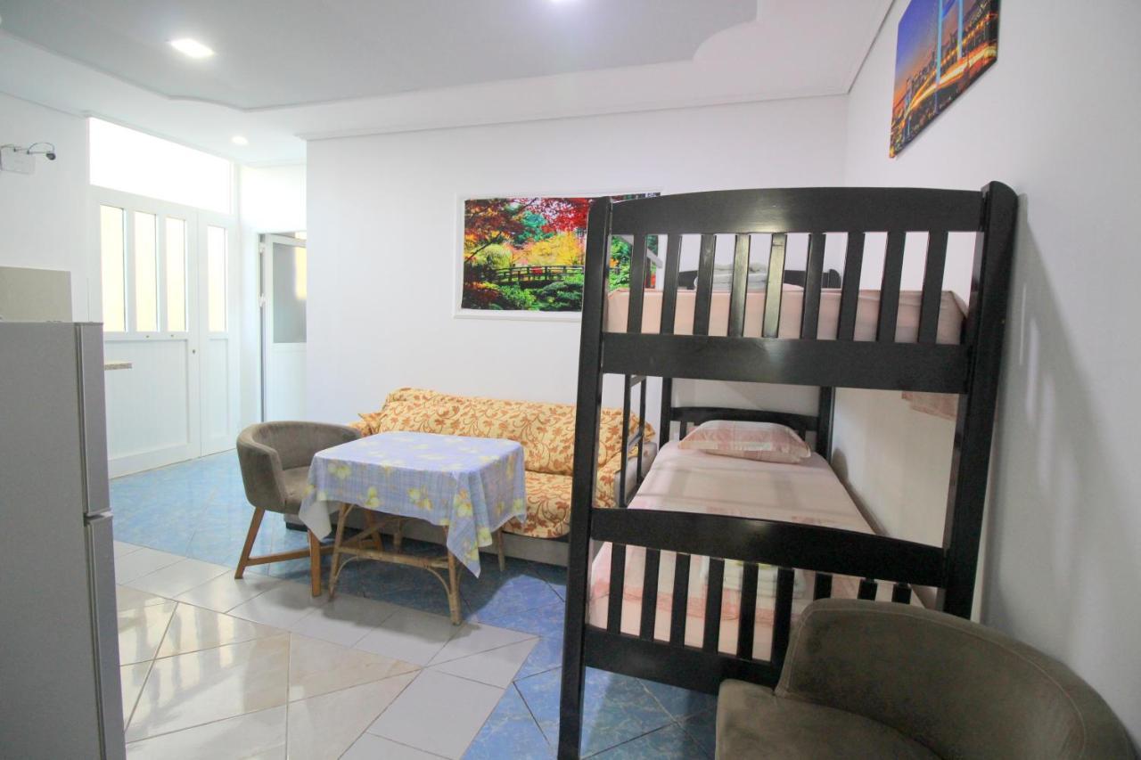 Andy Apartments Σαράντα Εξωτερικό φωτογραφία